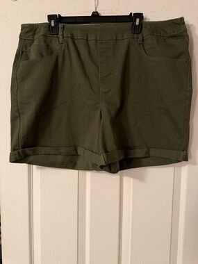 Time and Tru Olive Roll-Cuff Bermuda Shorts